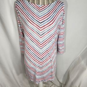 J Jill Reds White & Blues Chevron Striped 3/4 Sleeves Top Side Slits Size Medium